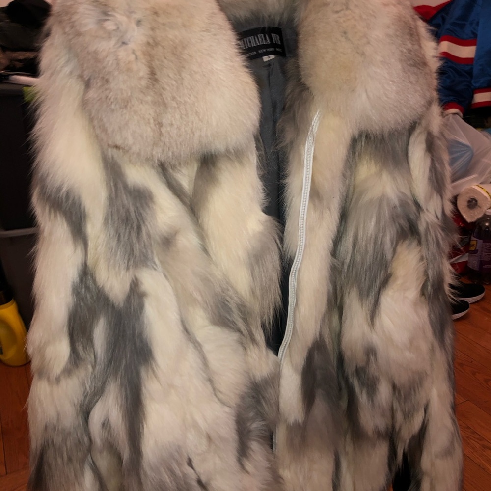 Michaela fur - Picture 7 of 8